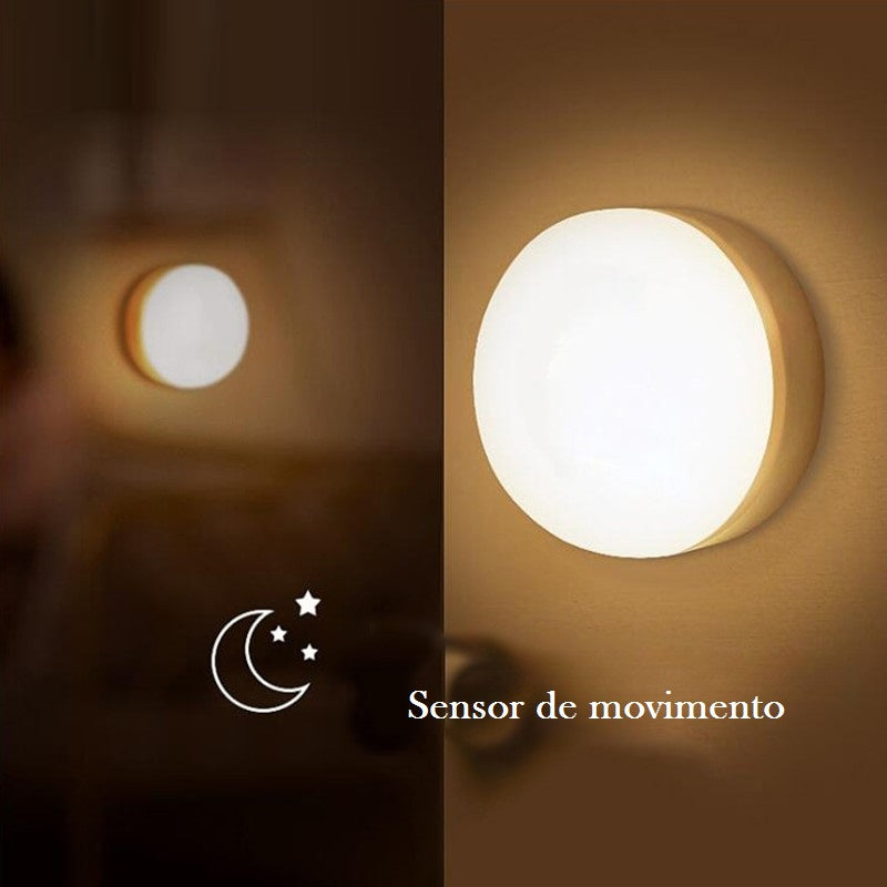 Luminária LED com Sensor de Movimento